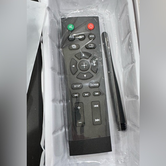 Digital Photo Frame - Picture 5 of 6